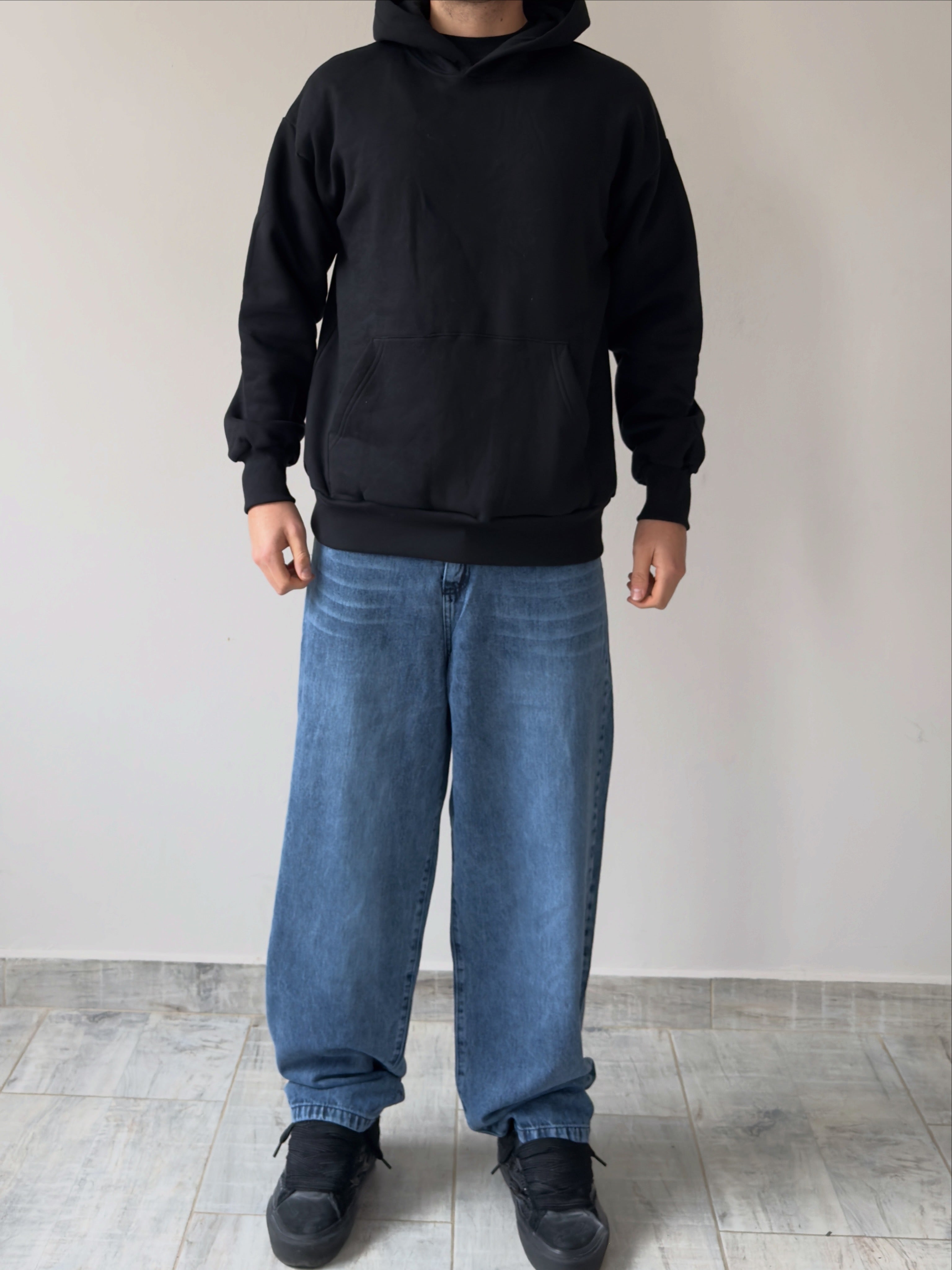 Outfit Vosse Essential Night (Jean + Hoodie + Remera Over)
